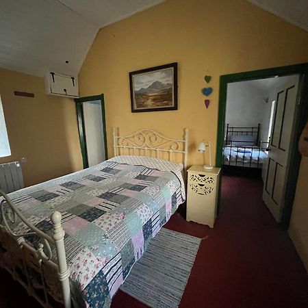 -Going Back In Time- 200 Year Old Farmhouse Creegh Bagian luar foto