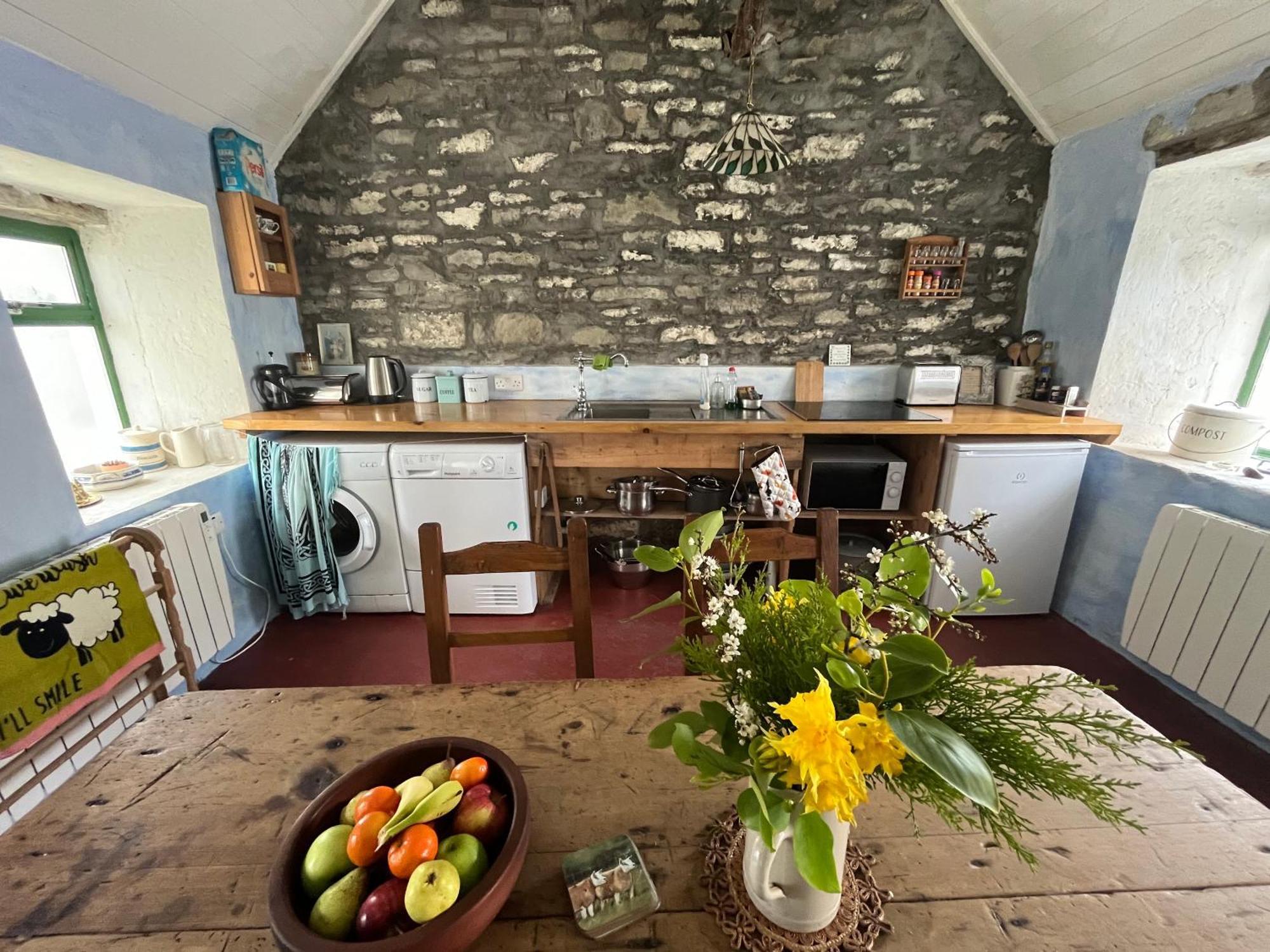 -Going Back In Time- 200 Year Old Farmhouse Creegh Bagian luar foto